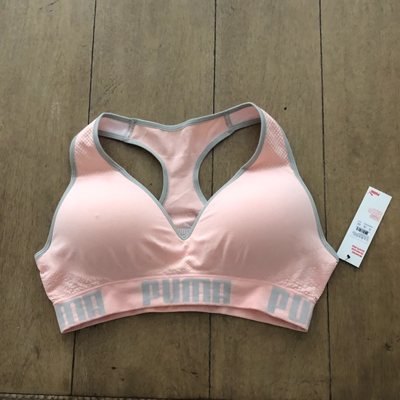 UPDATED Puma Shape Sports Bra/2 Pairs of Socks - Picture 3 of 6